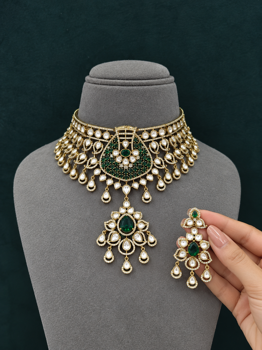 The Vanya Emerald Choker Set