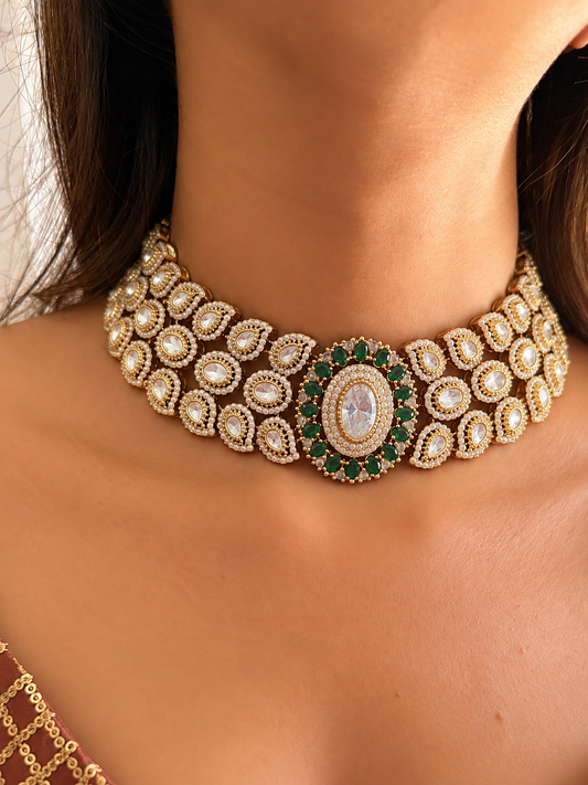Vritika AD Choker Set