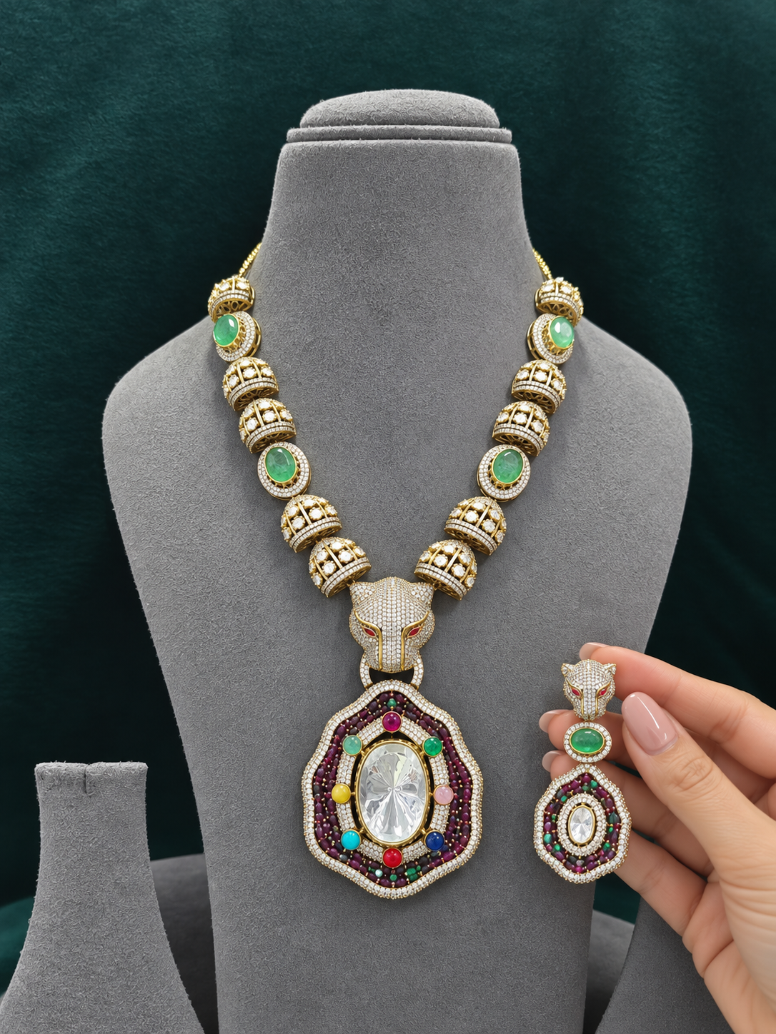 The Zariya Panther Necklace Set